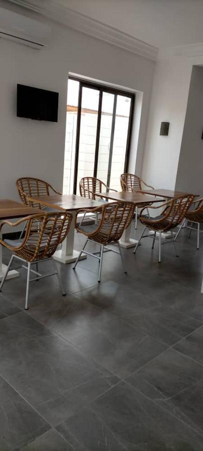 לומה Hotel Marbella מראה חיצוני תמונה